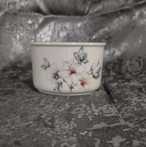 Vintage Azalea Ramekin by Adams China. Diameter: 2 1/8". Made England